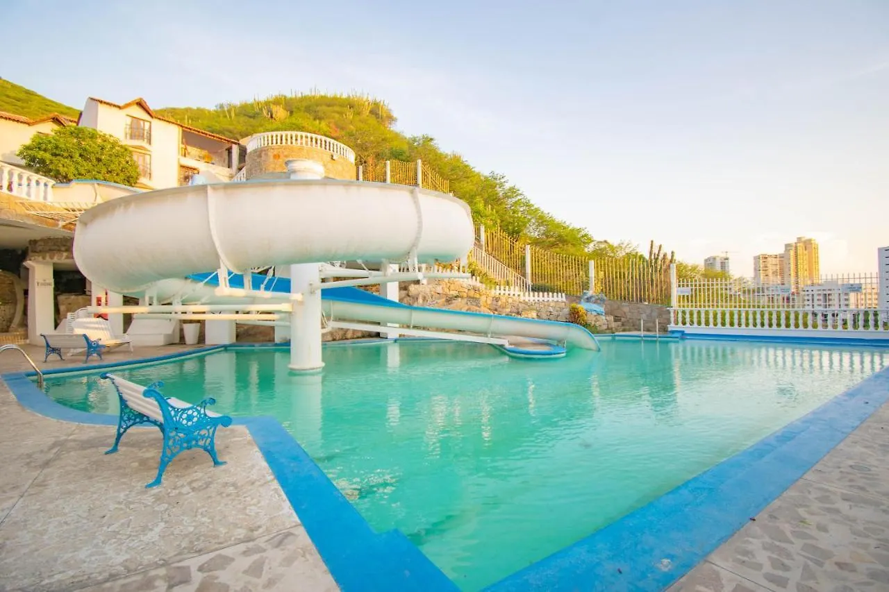 Hotel Aventureros 360 Alojamiento & Tours Gaira 0*,  Colombia